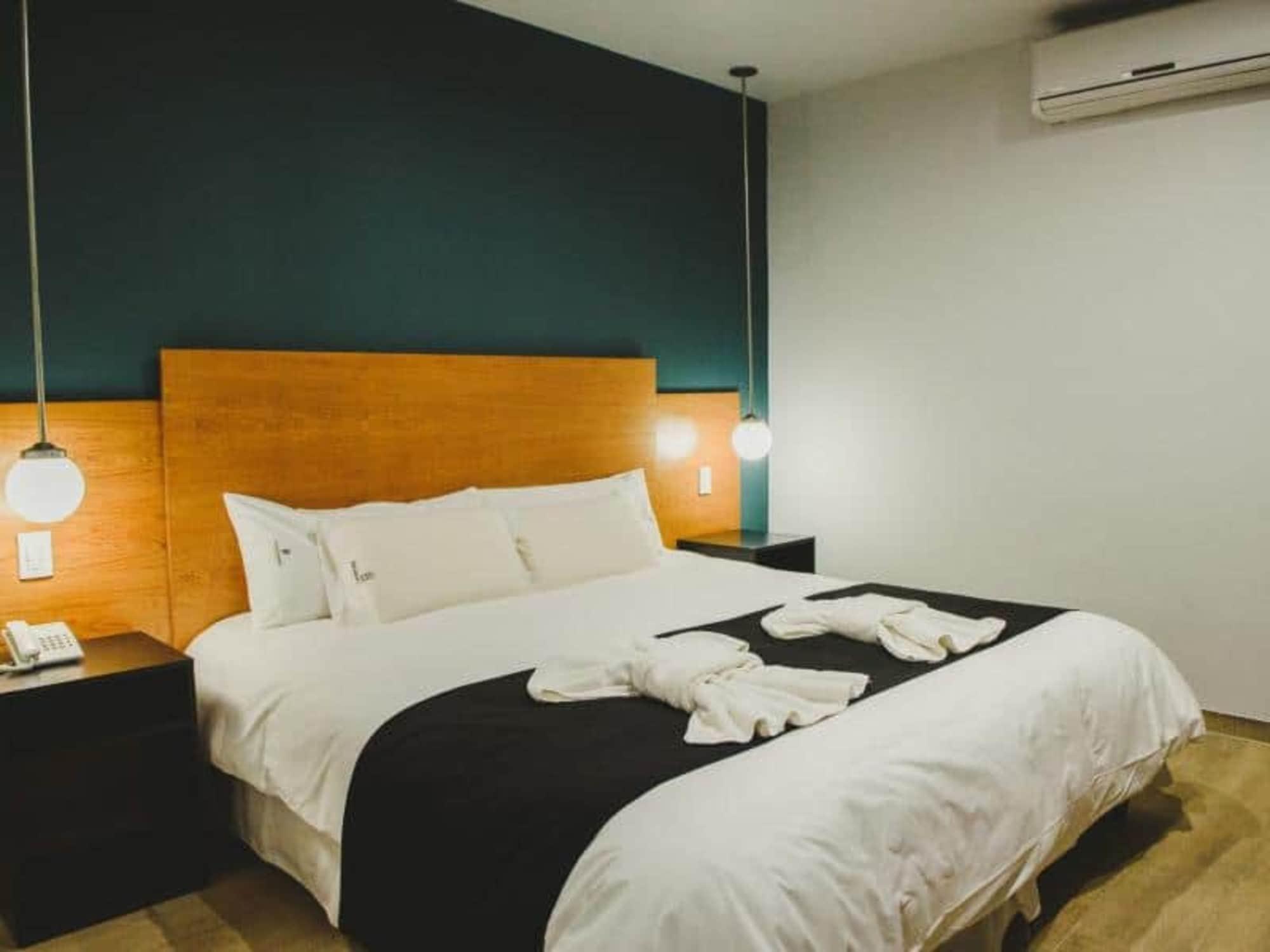 Plaza Paradiso Petit Hotel チャクラス・デ・コリア エクステリア 写真