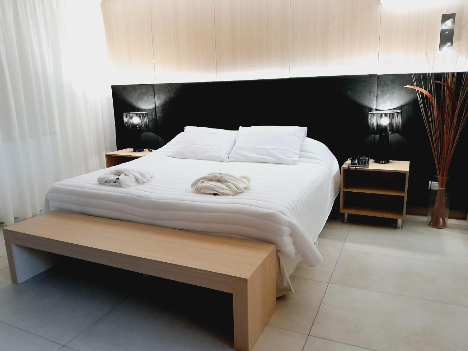 Plaza Paradiso Petit Hotel チャクラス・デ・コリア エクステリア 写真